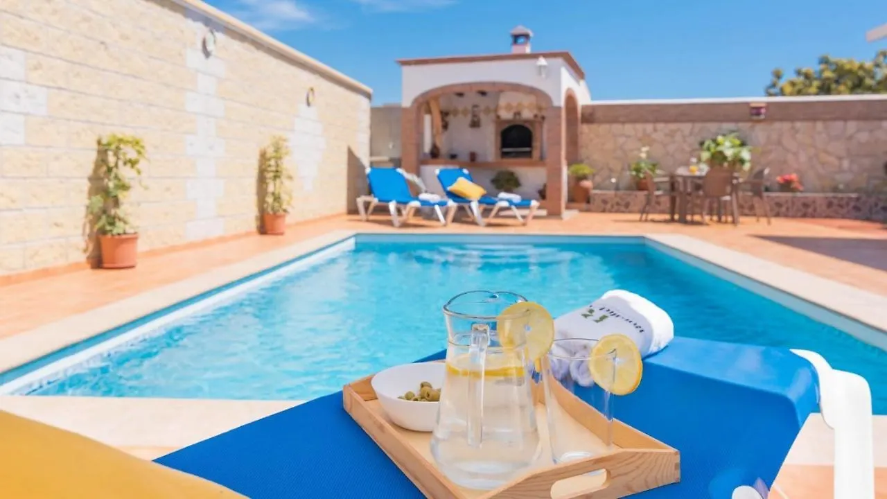 Villa Las Flores De Nerja By Ruralidays contacts